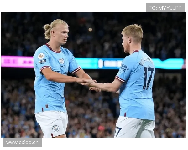 哈兰德冰箱里塞满能量胶，连吃三天牛排配蛋白粉当夜宵